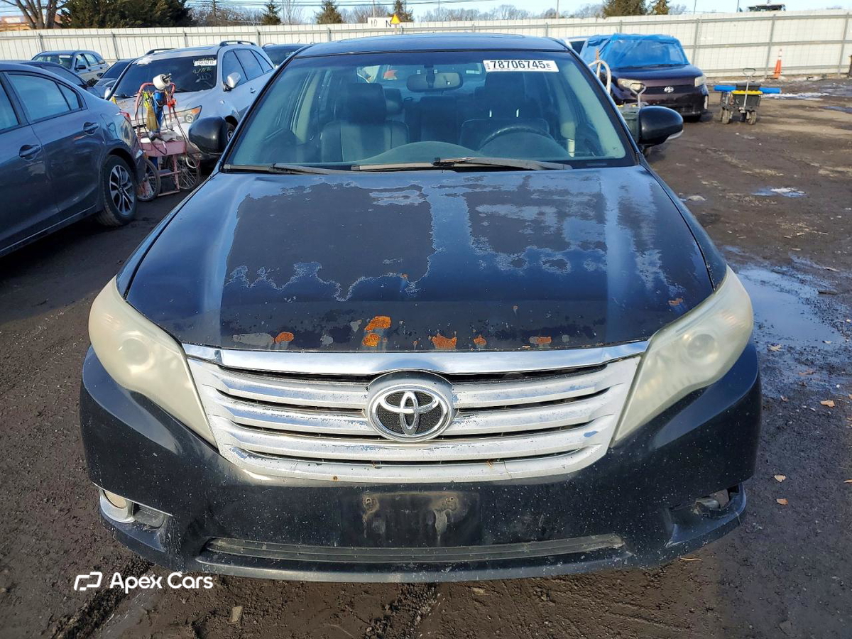 Toyota Avalon 2012