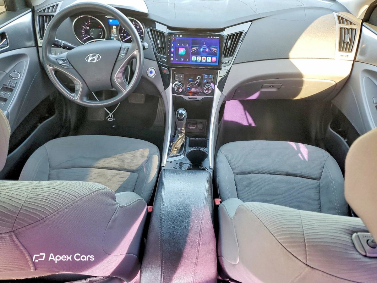 Hyundai Sonata 2011