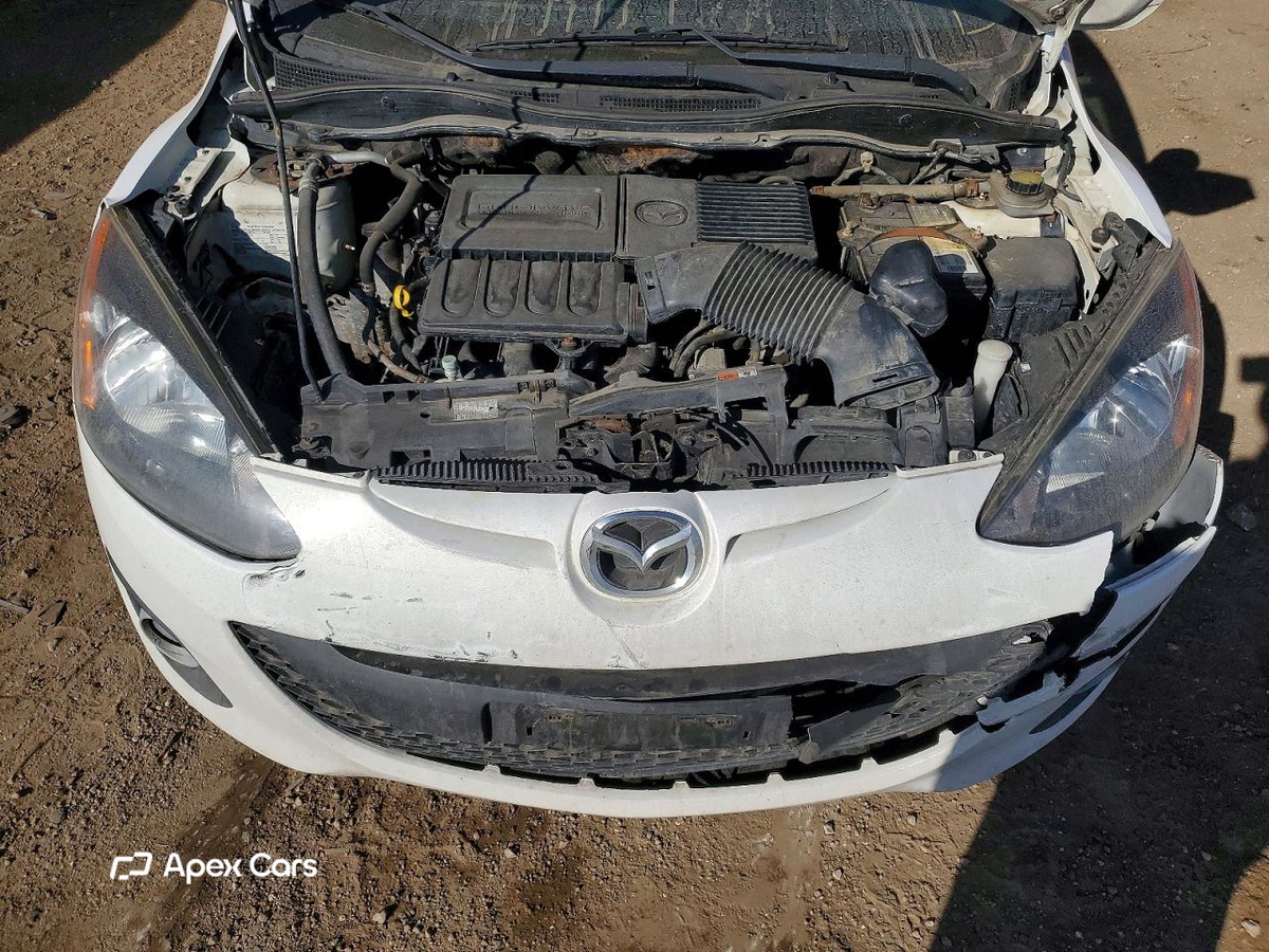 Mazda 2 2012