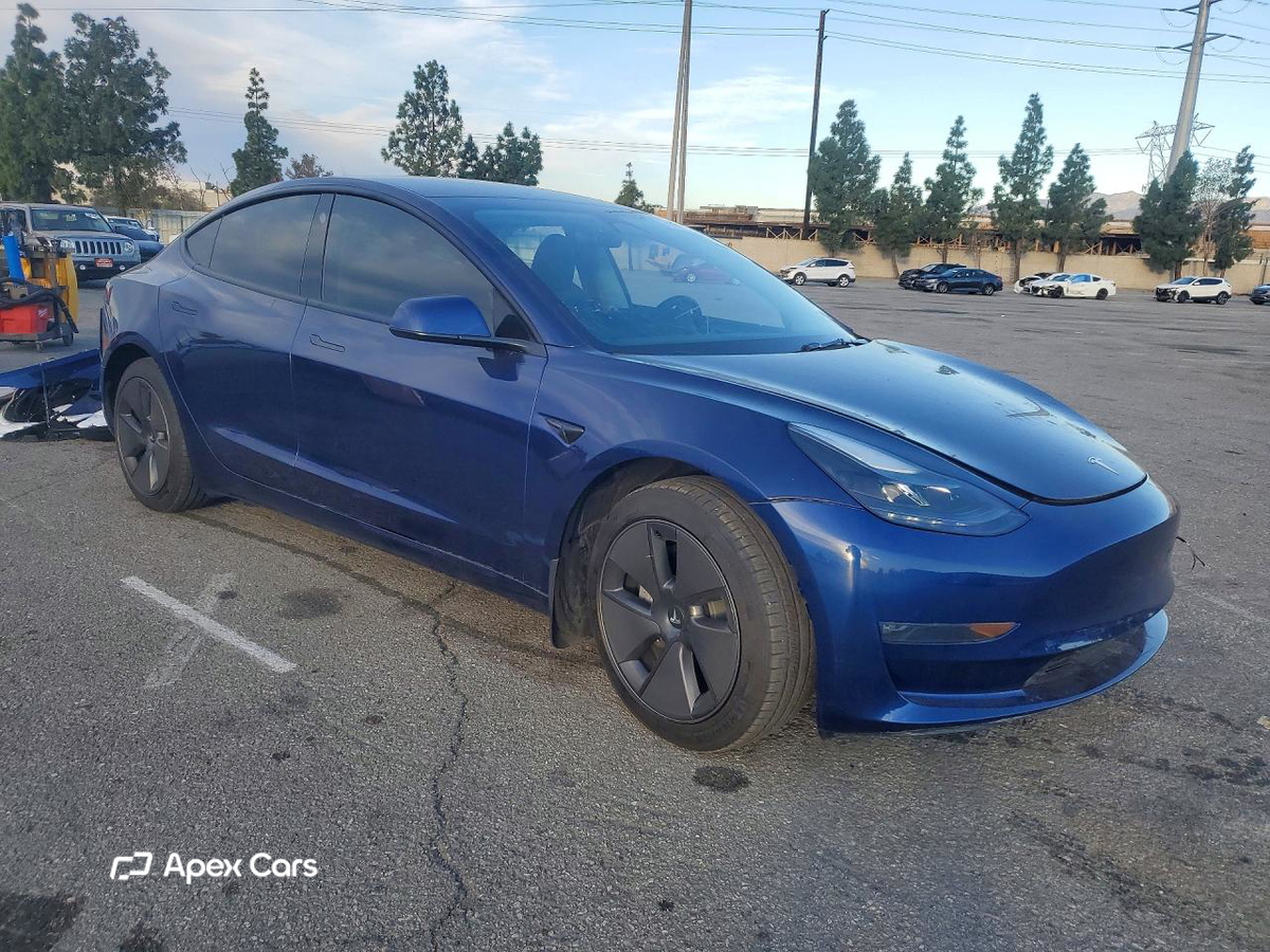Tesla Model 3 2023