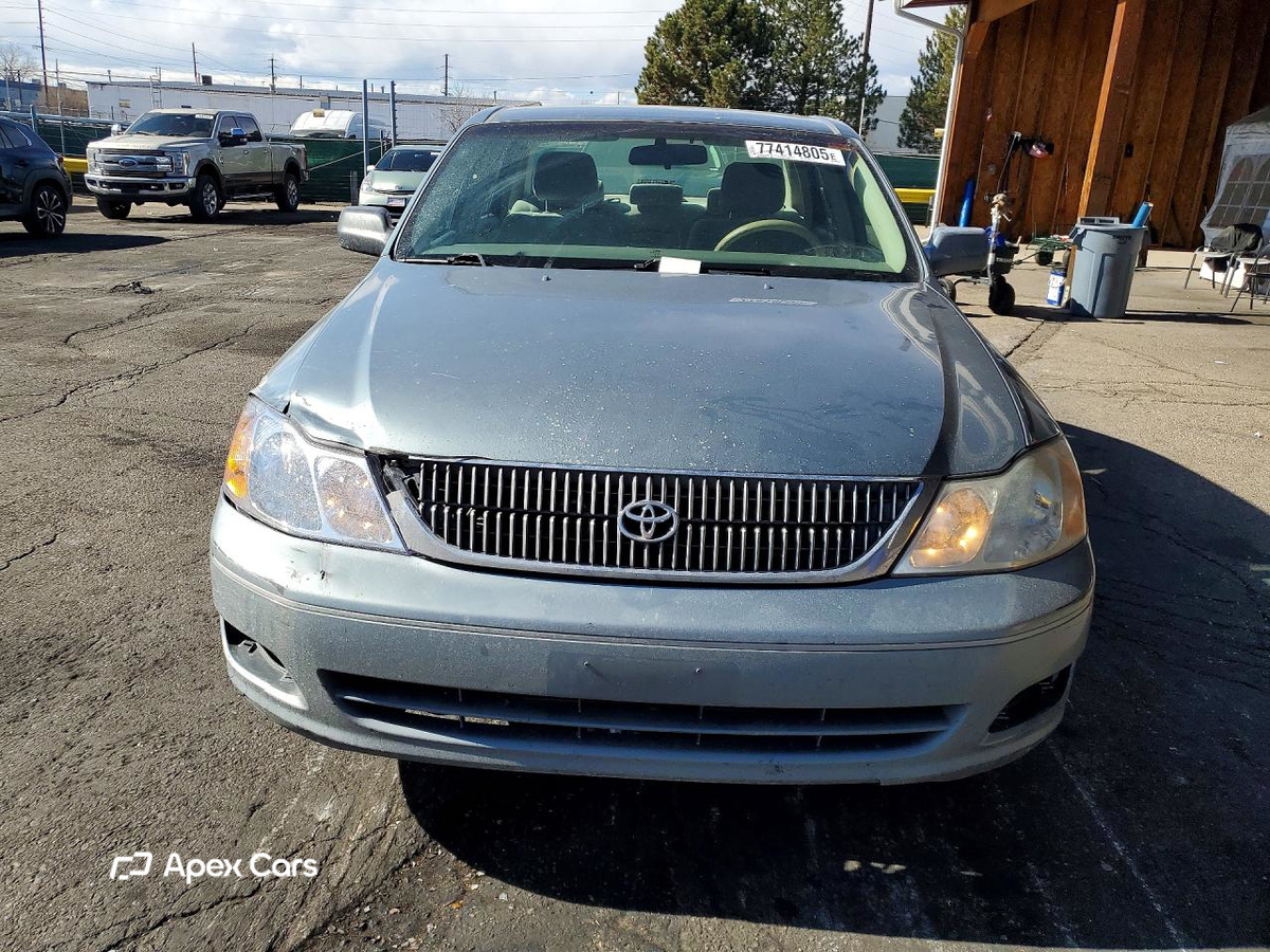Toyota Avalon 2000