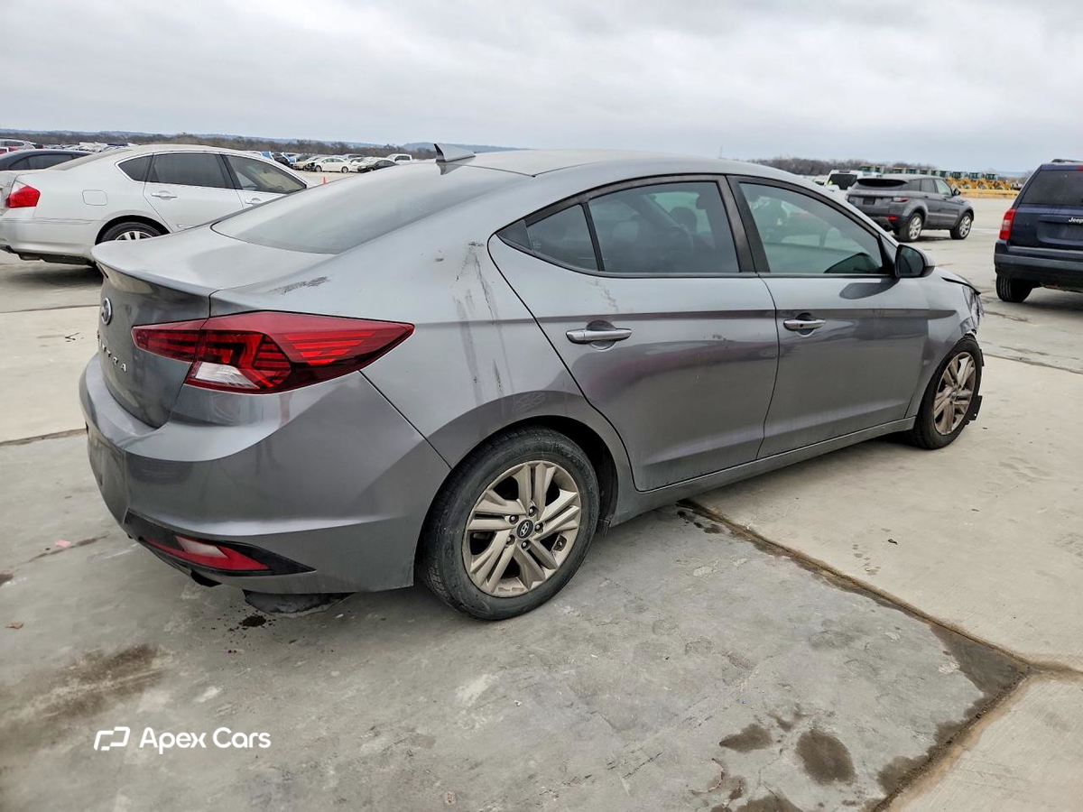 Hyundai Elantra 2020