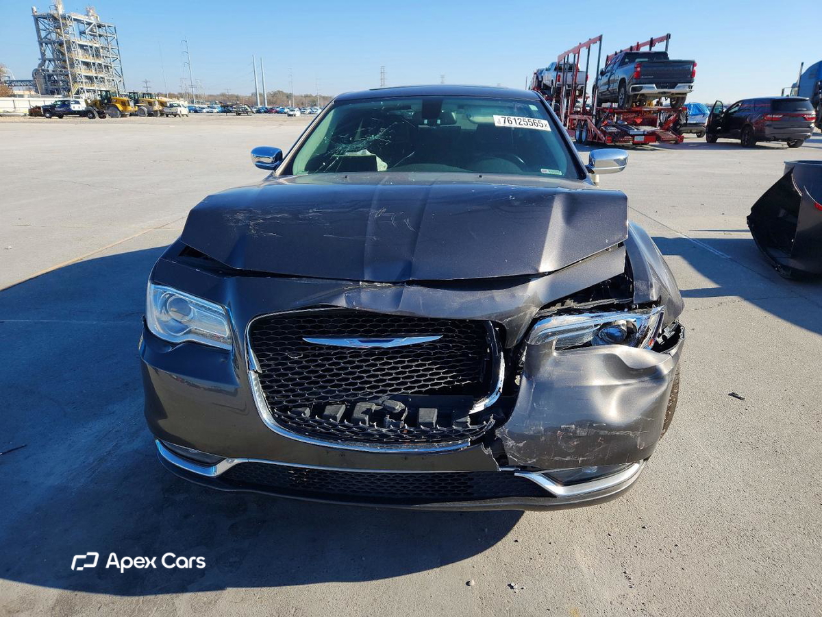 Chrysler 300 2015