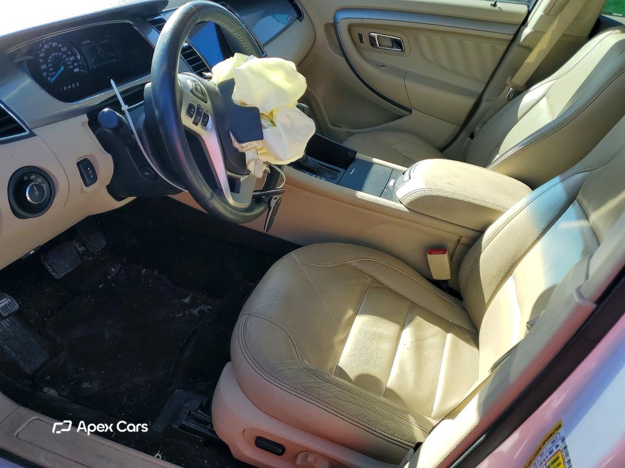 Ford Taurus 2016