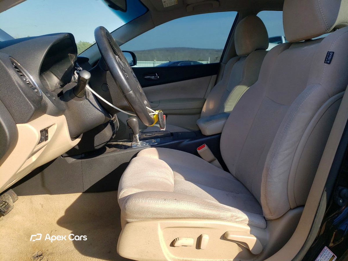 Nissan Maxima 2013