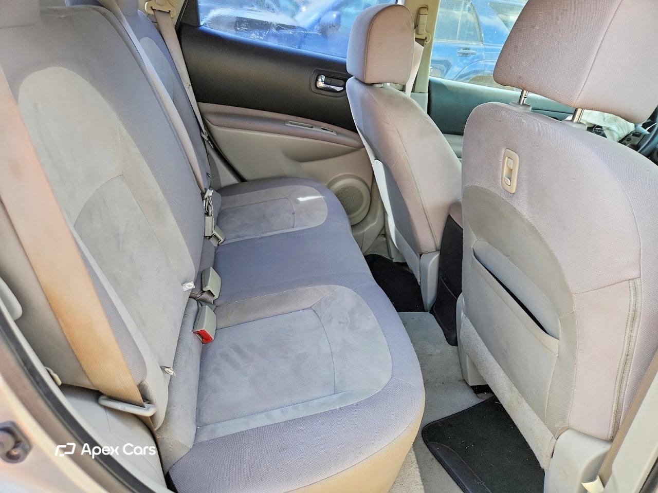 Nissan Rogue 2010