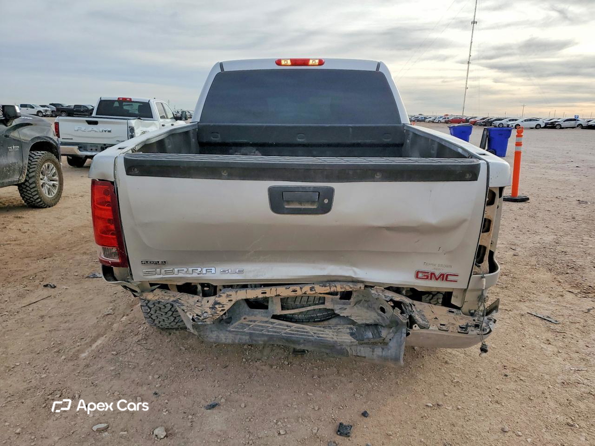 GMC Sierra 2010