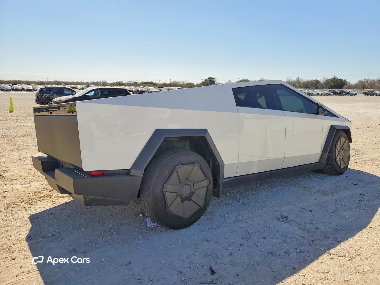 Tesla Cybertruck 2025