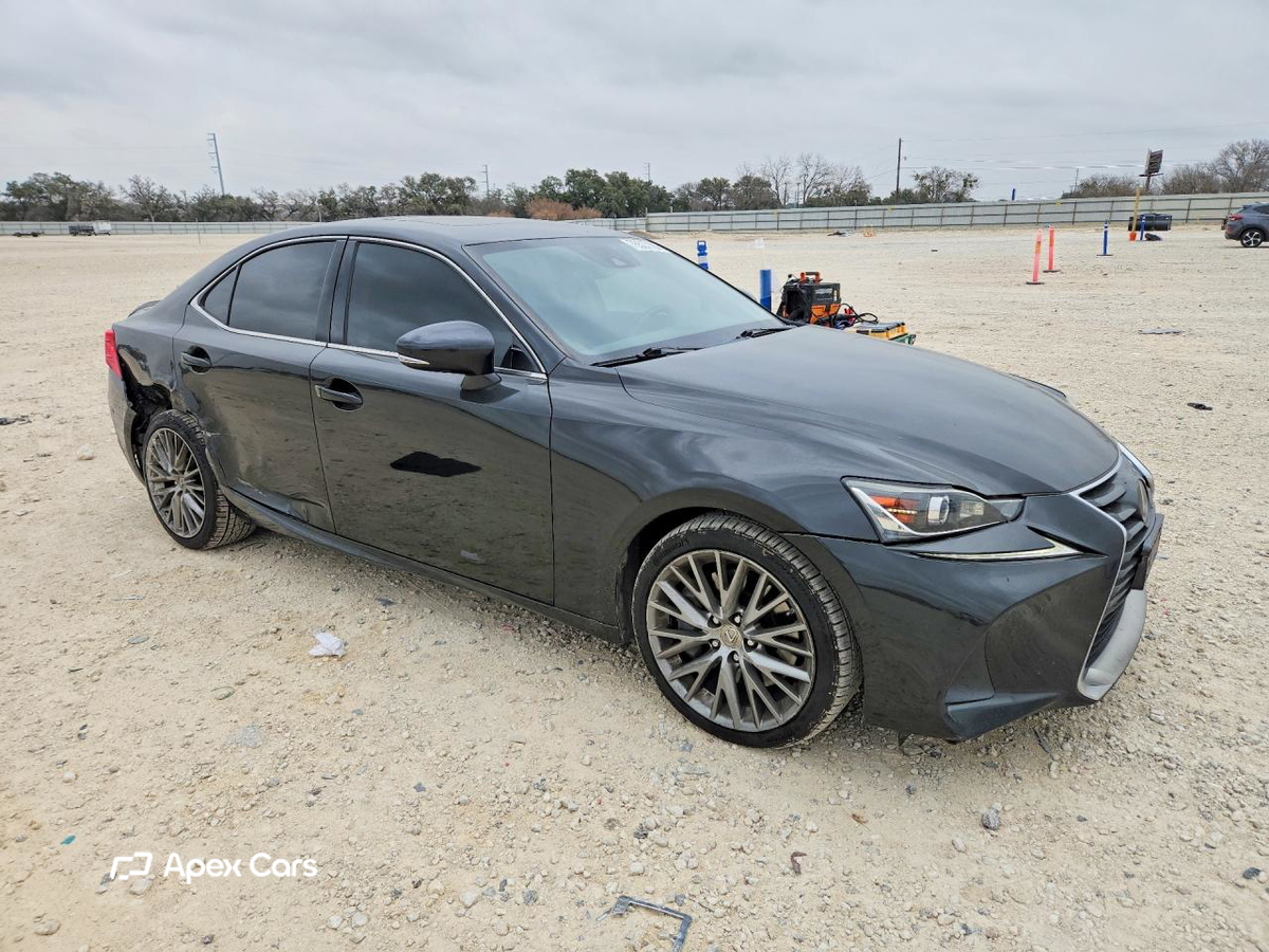 Lexus IS 2017
