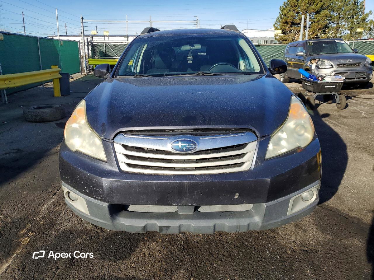 Subaru Outback 2011