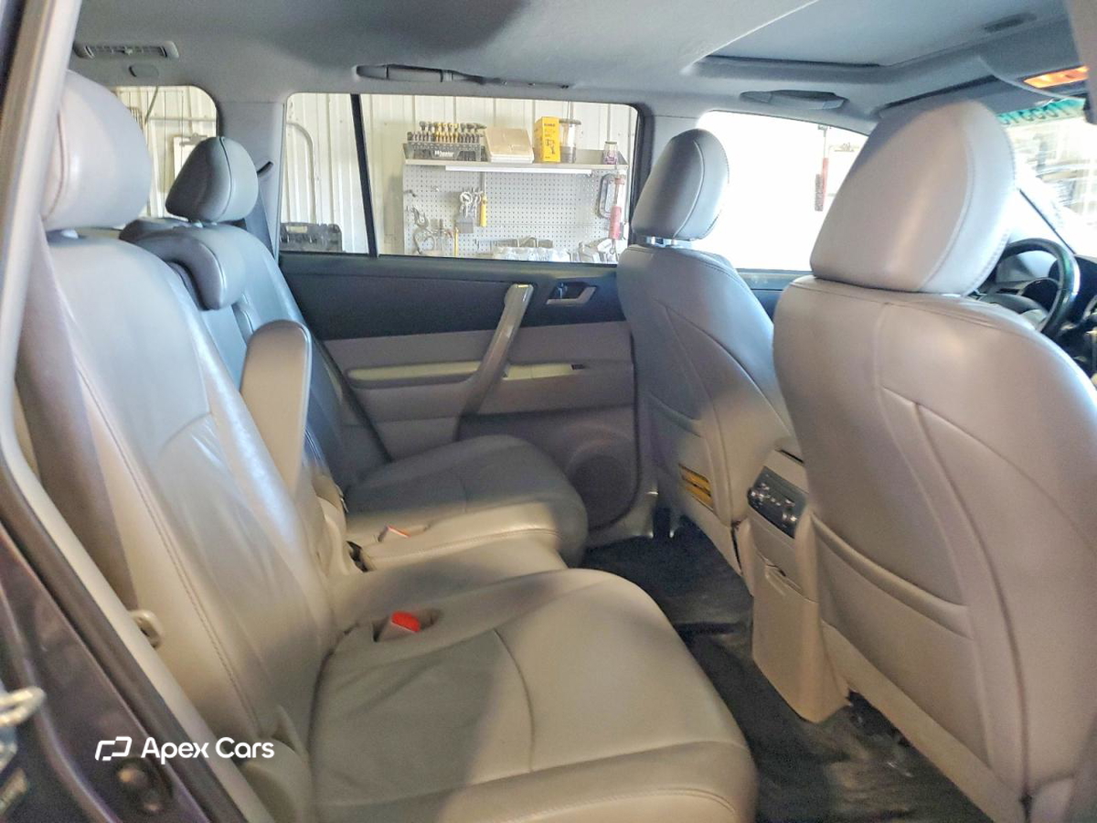 Toyota Highlander 2011