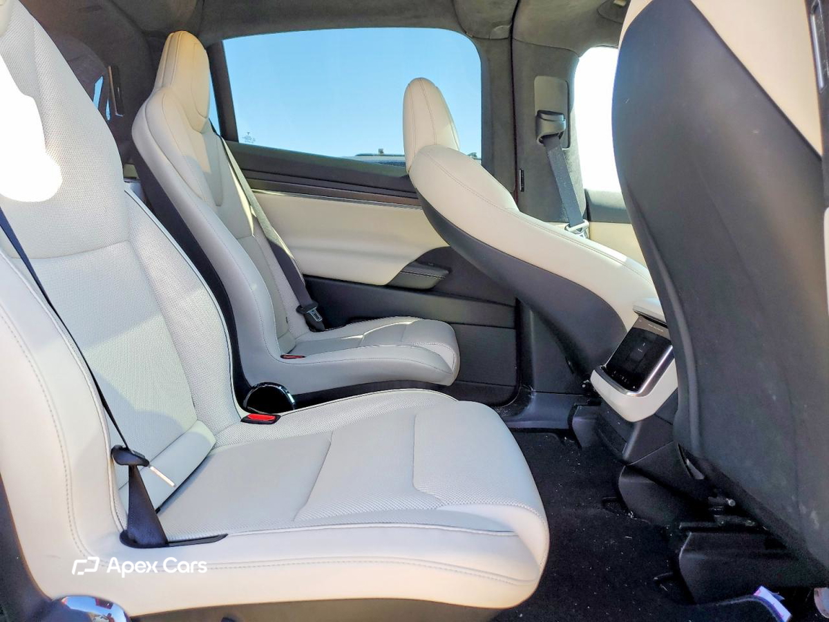 Tesla Model X 2023