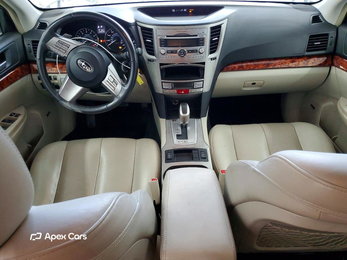 Subaru Outback 2011