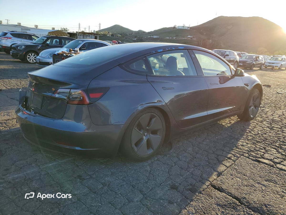 Tesla Model 3 2023