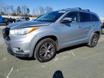 Toyota Highlander 2016
