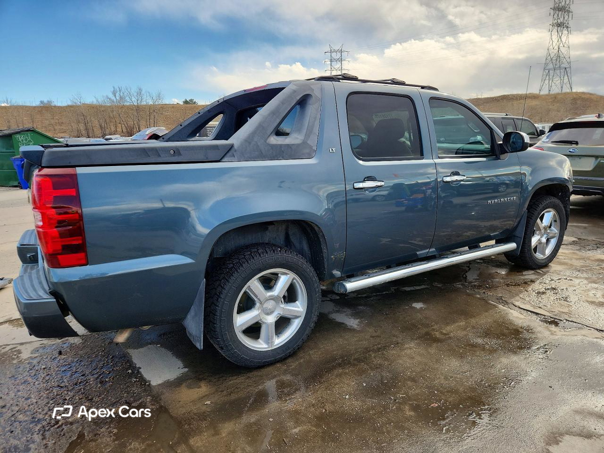 Chevrolet Avalanche 2012