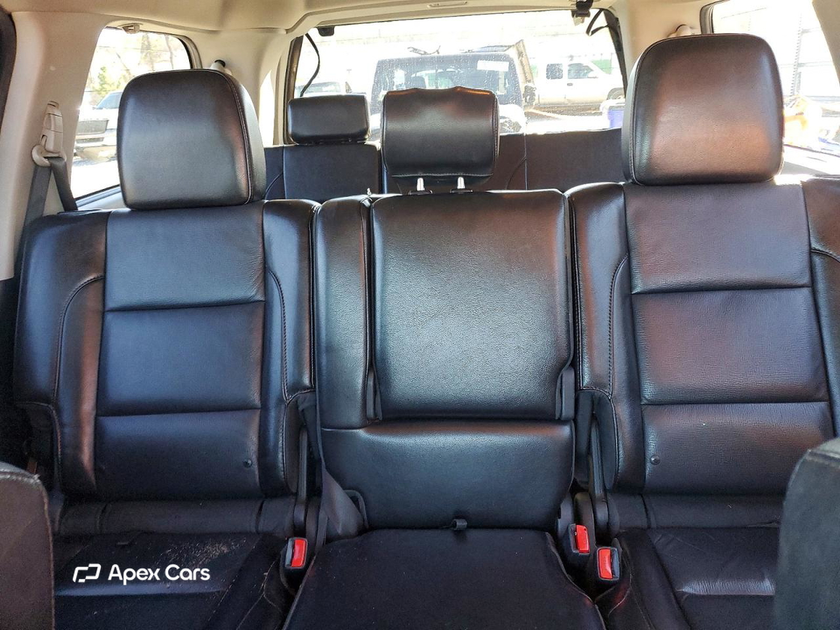 Nissan Armada 2015