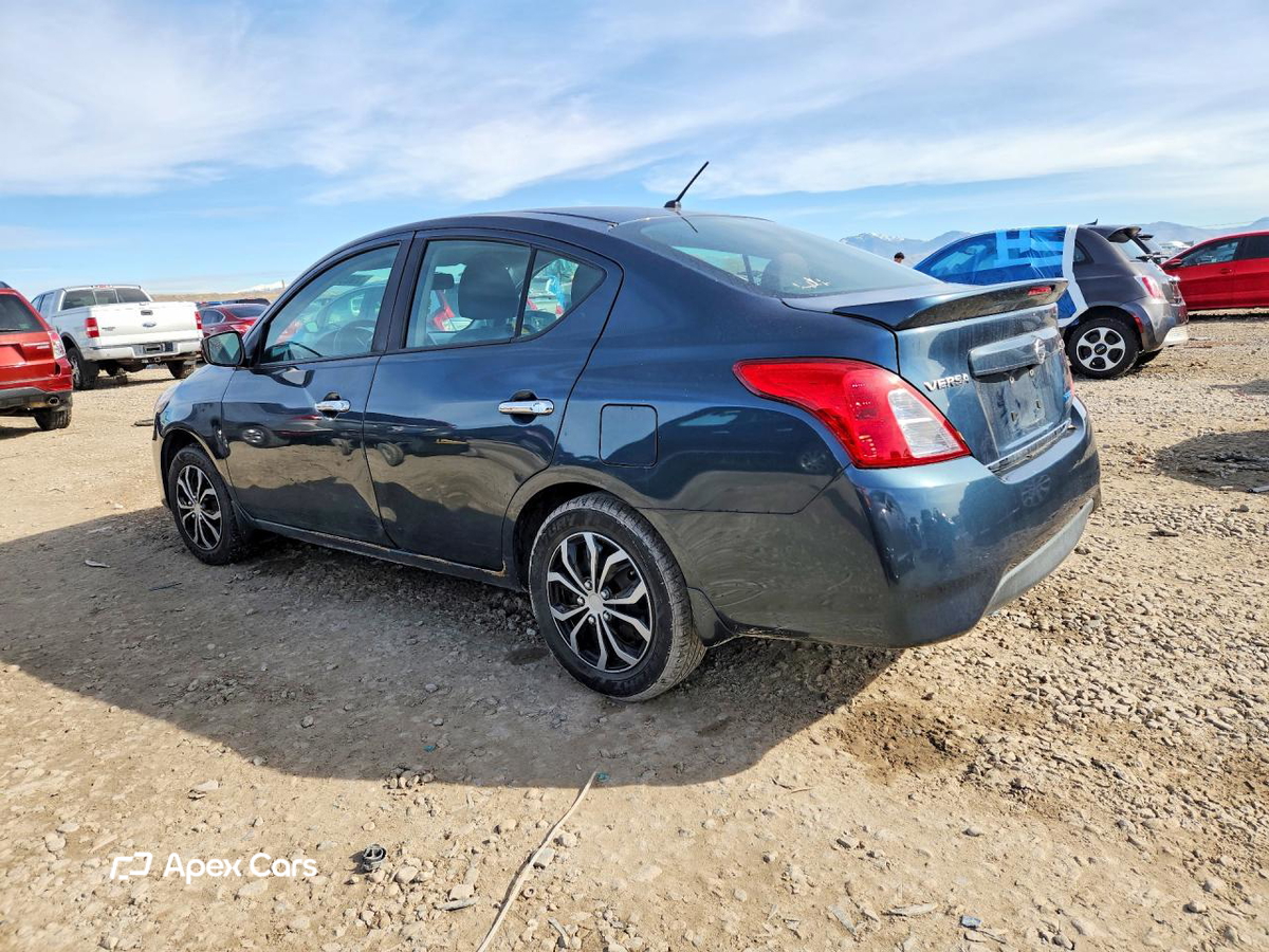 Nissan Versa 2016