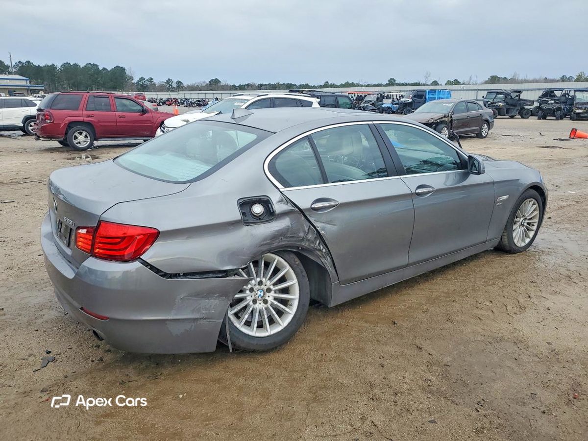 BMW Series 5 2011