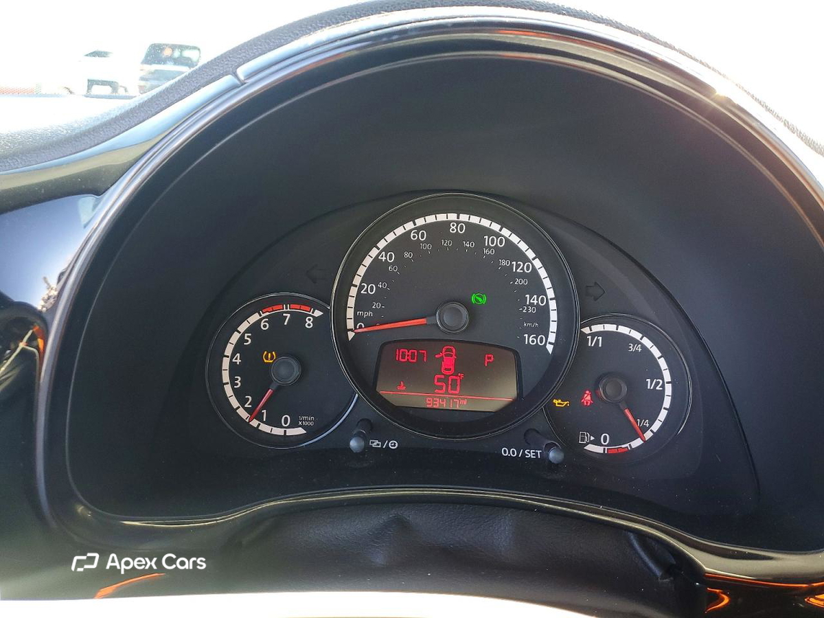 Volkswagen Beetle 2015