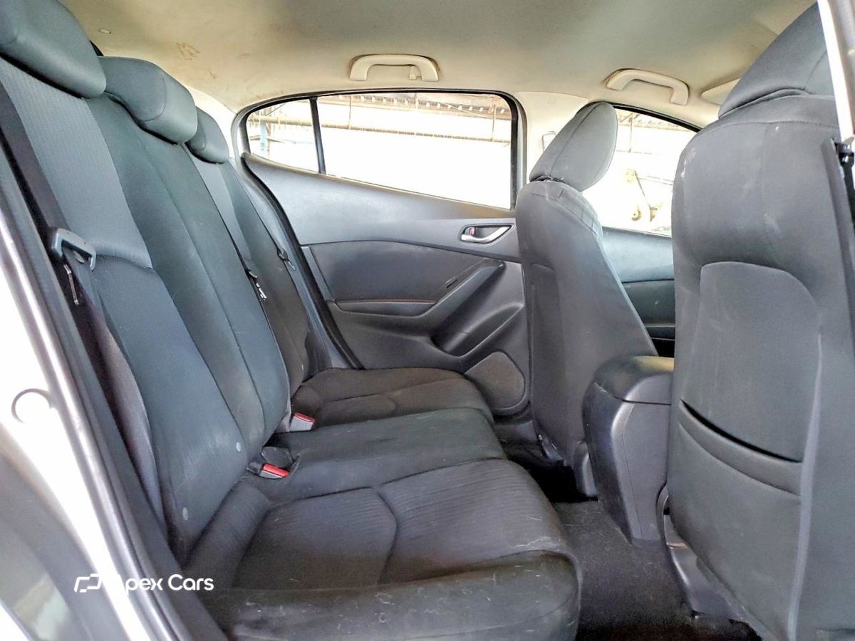 Mazda 3 2015