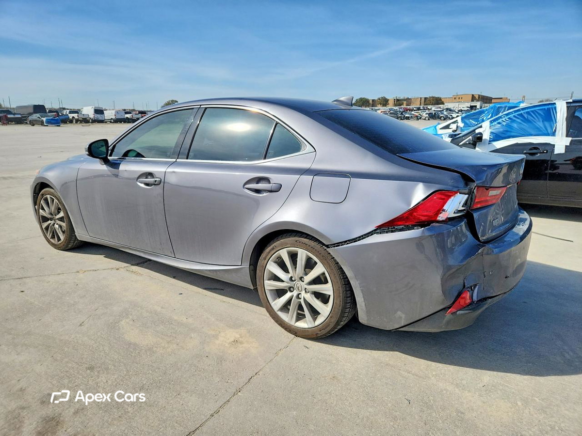 Lexus IS 2016