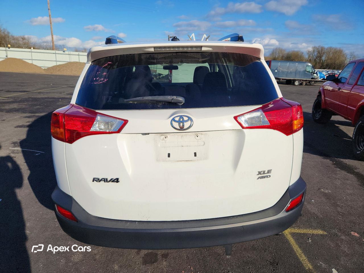 Toyota RAV 4 2015