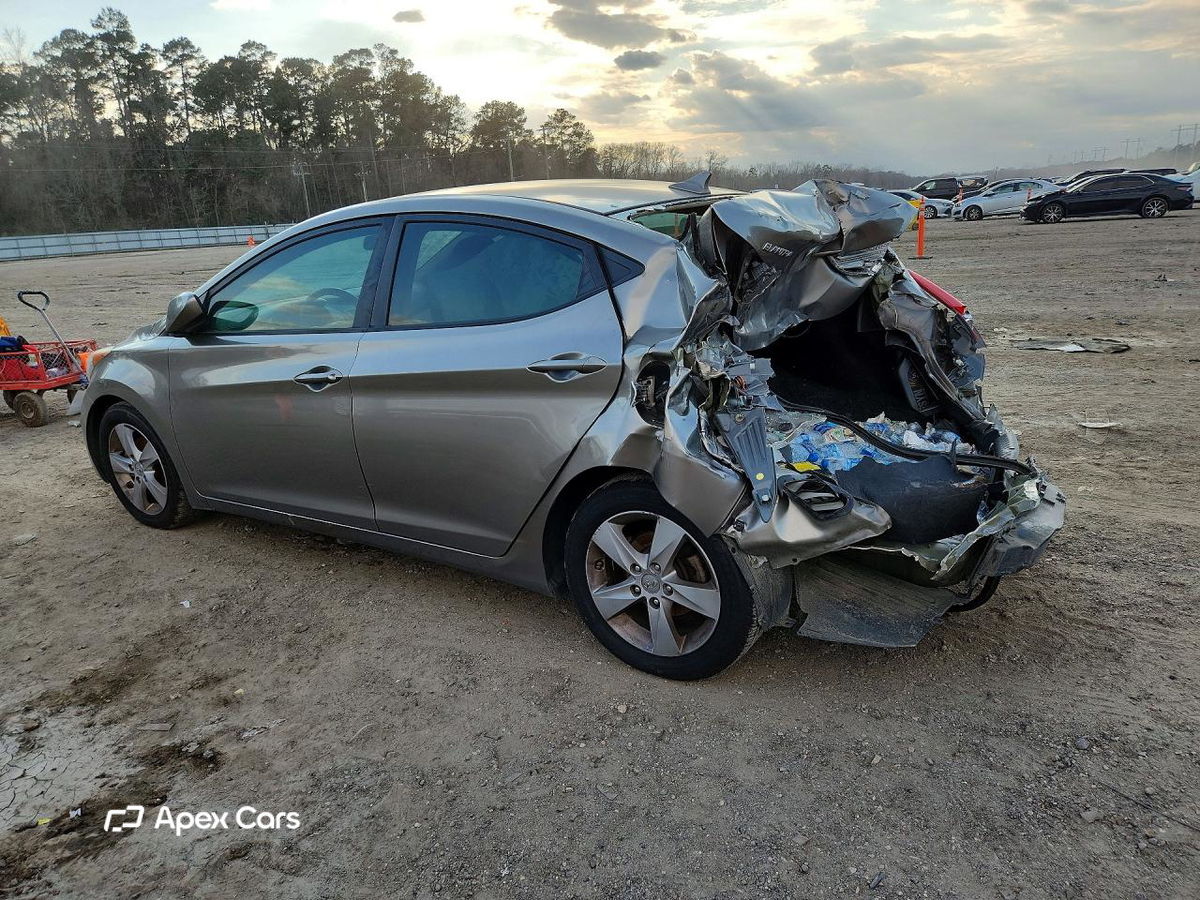 Hyundai Elantra 2013