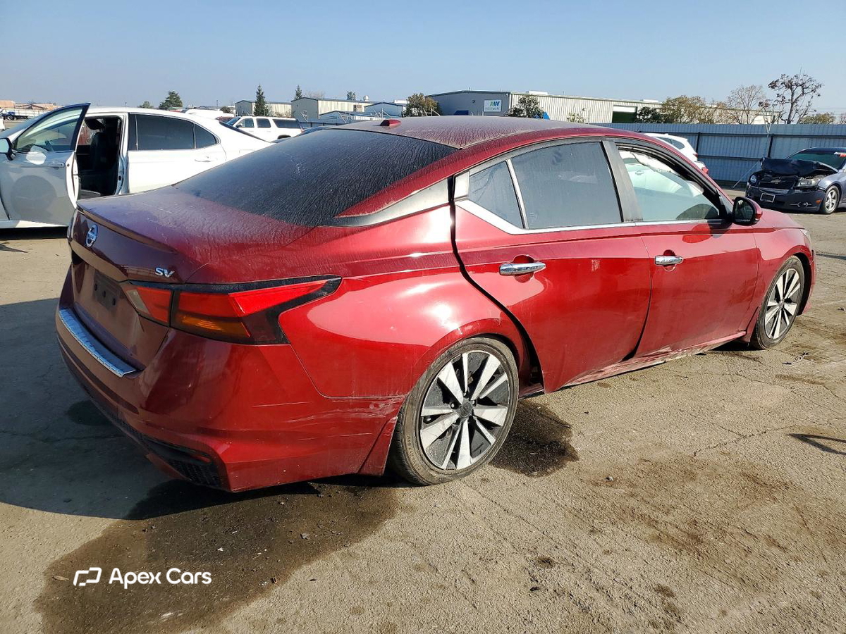 Altima 2021