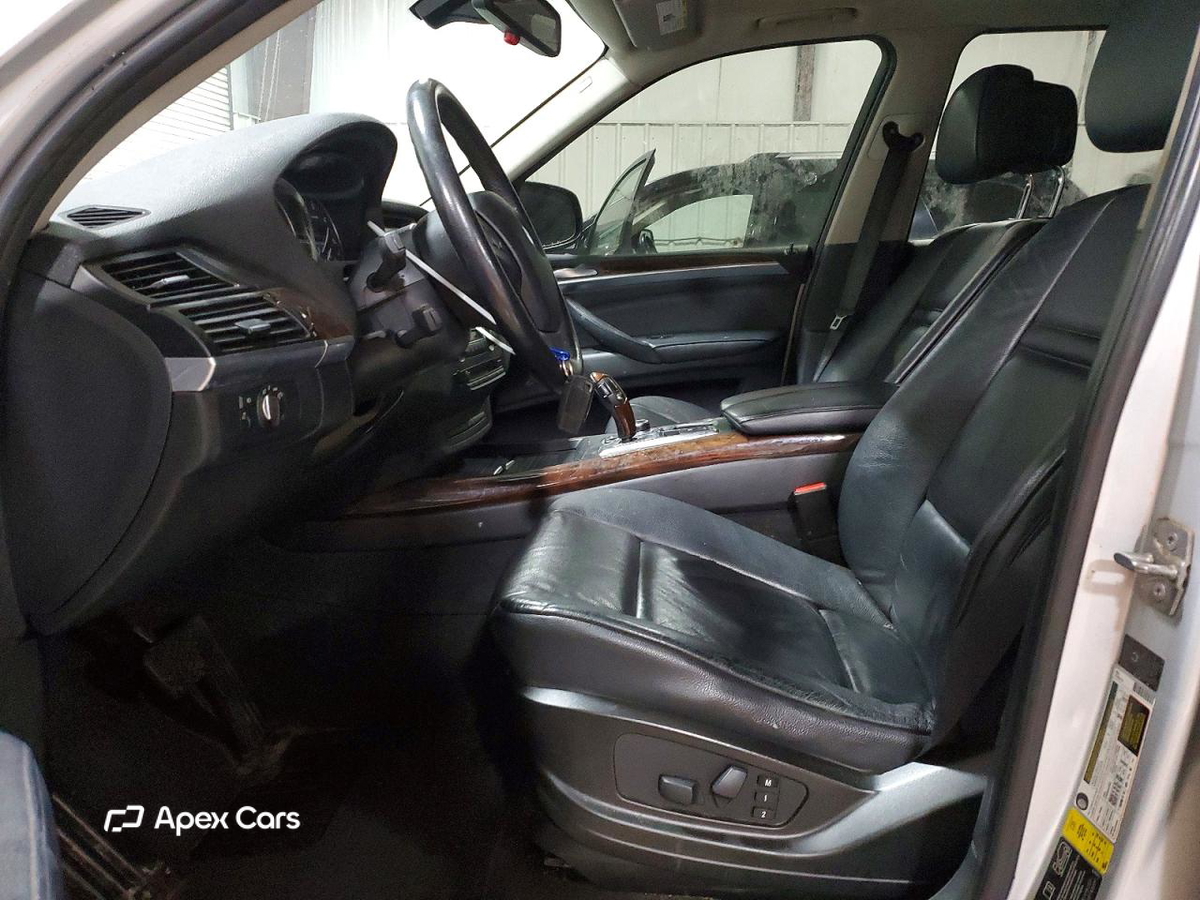BMW X5 2011