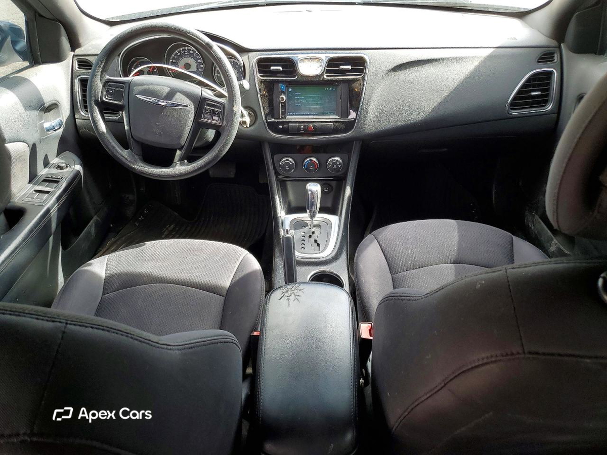 Chrysler 200 2013