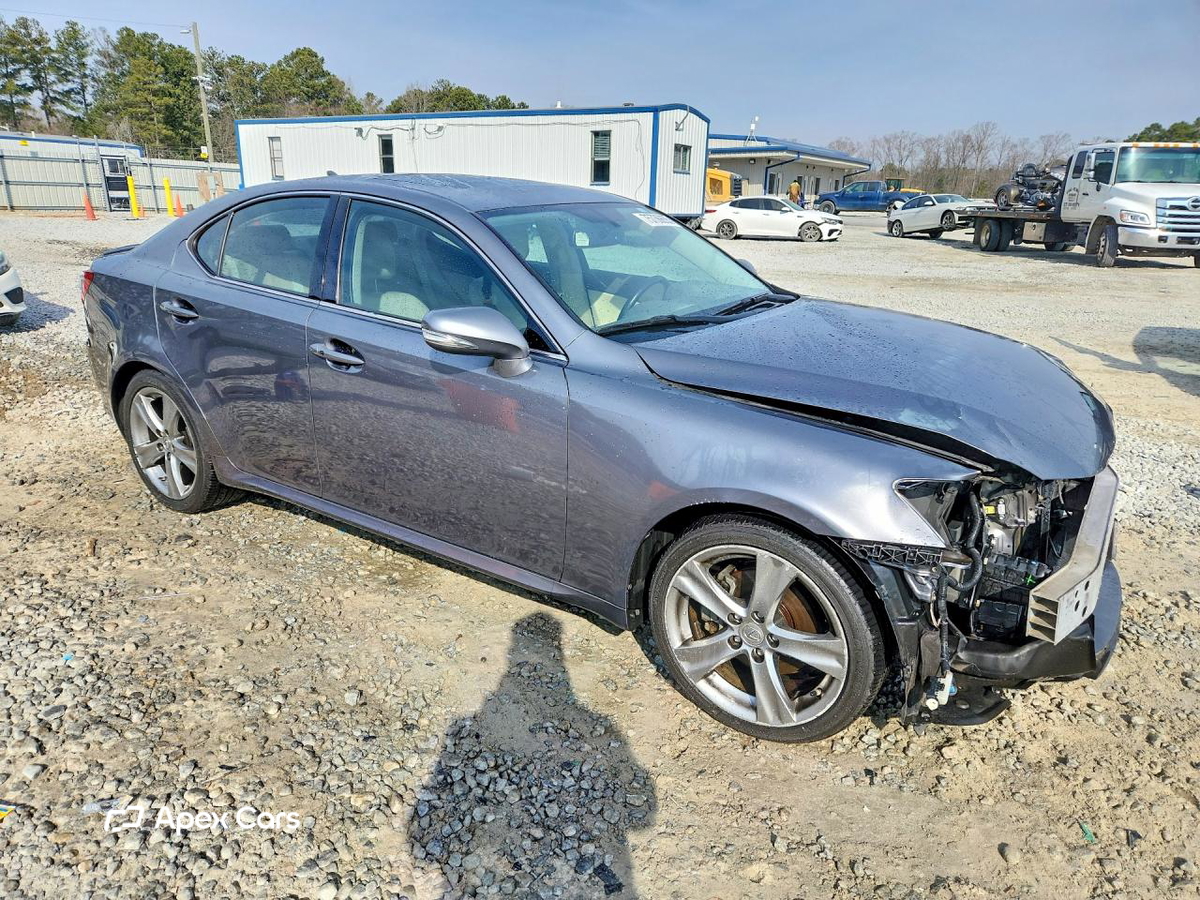 Lexus IS 2012
