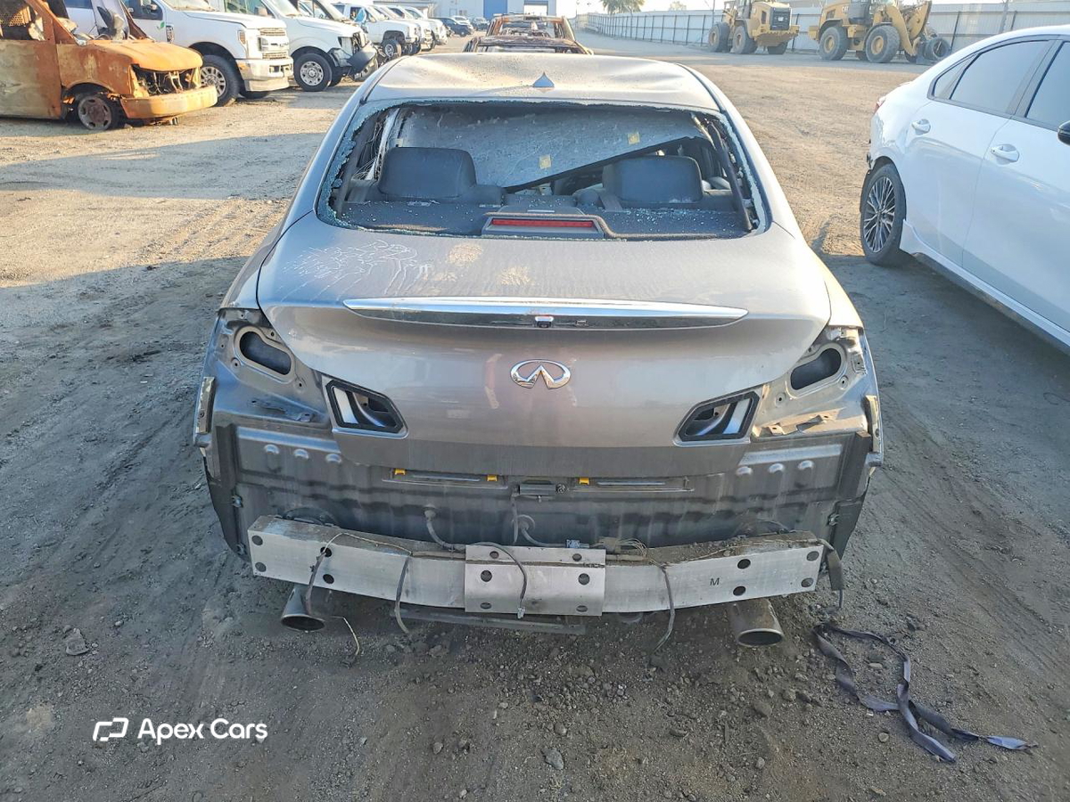 Infiniti G 2013
