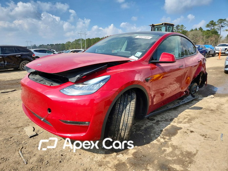 Tesla Model Y 2021 - Image 1 of 14