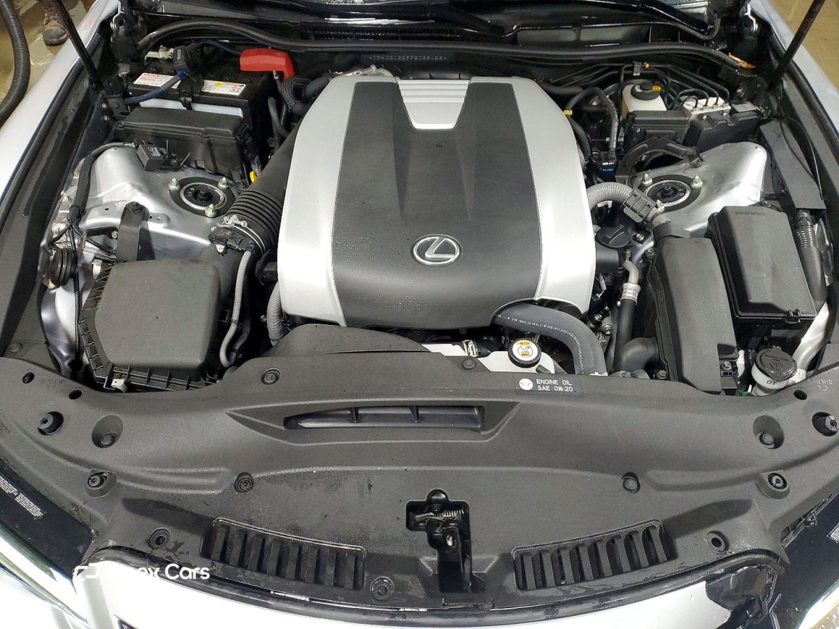 Lexus IS 2023