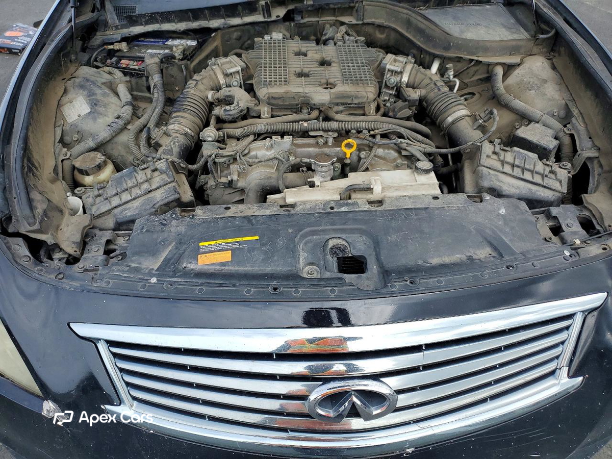 Infiniti G 2010