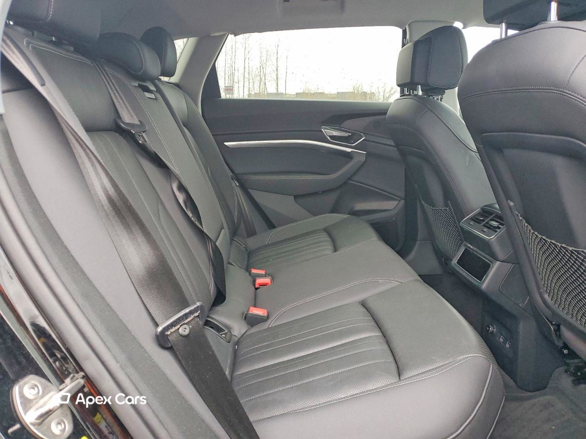 Audi e-tron 2019