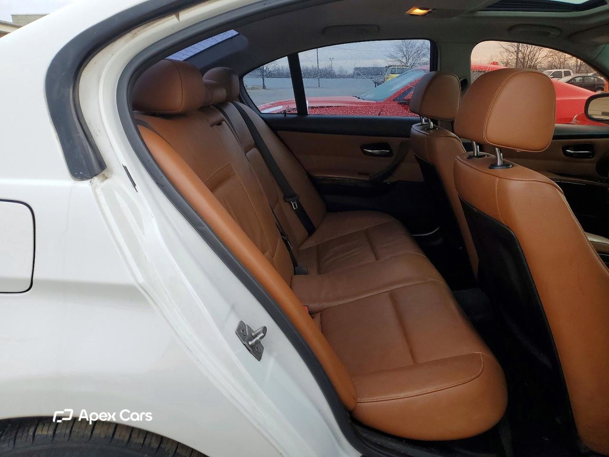 BMW Series 3 2011