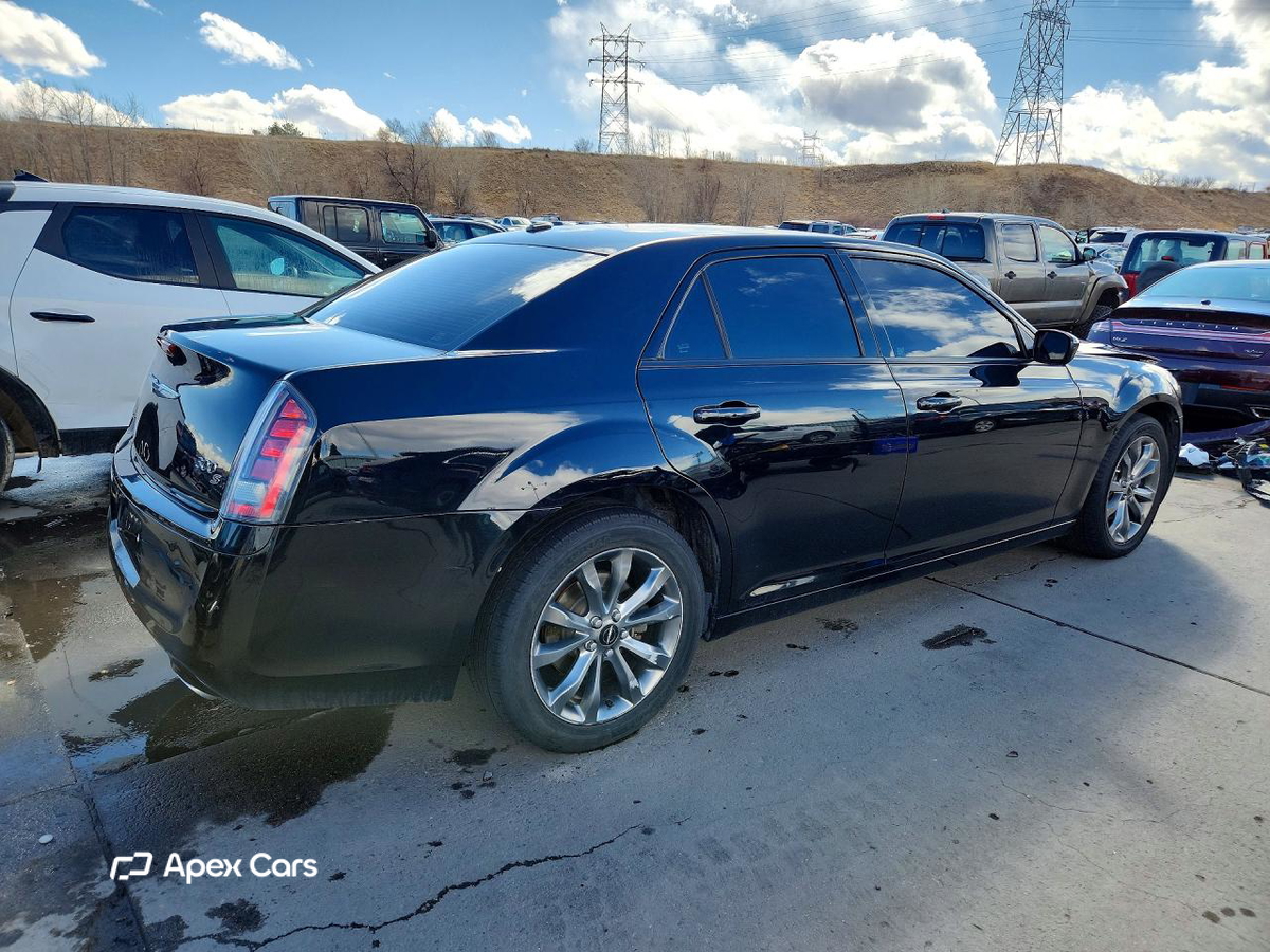 Chrysler 300 2014