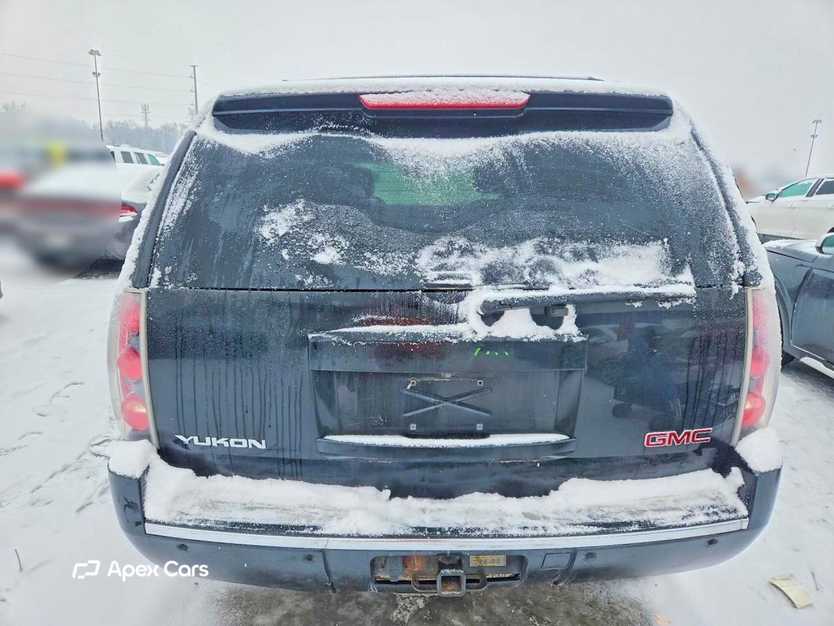 GMC Yukon 2011