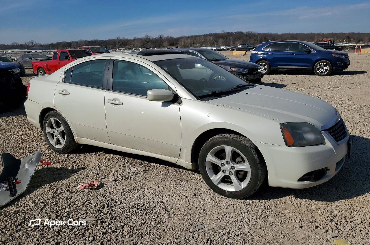 Mitsubishi Galant 2009