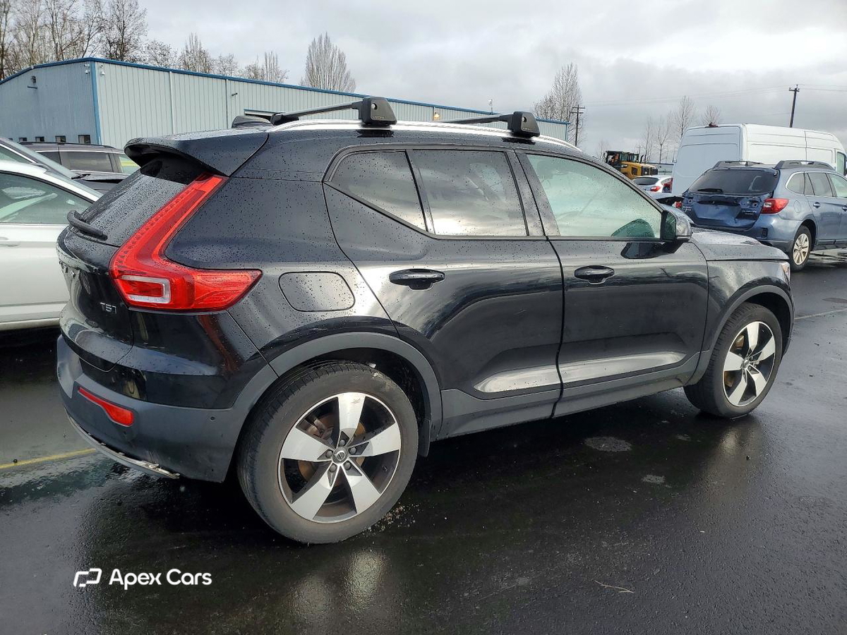 Volvo XC40 2019