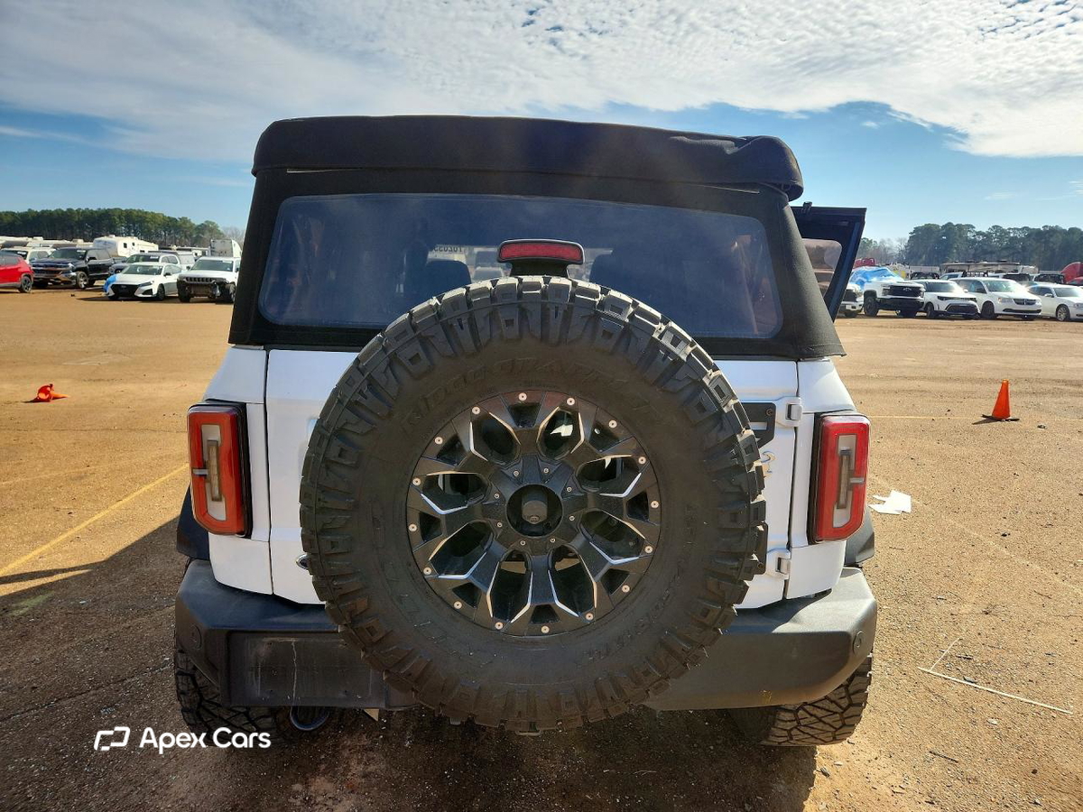 Ford Bronco 2022