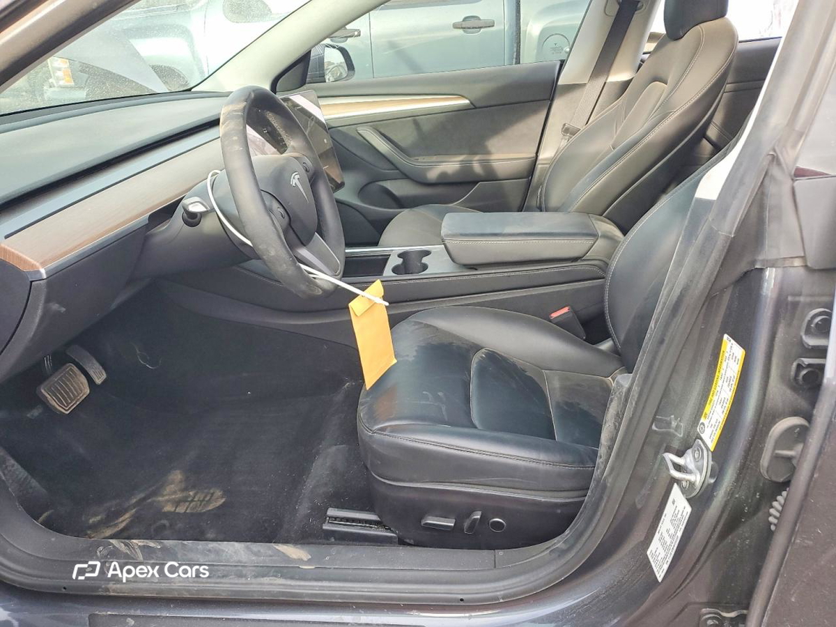 Tesla Model 3 2022