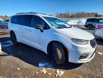 Chrysler Pacifica 2024