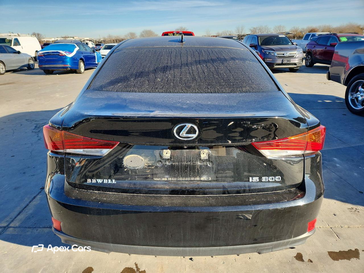Lexus IS 2018