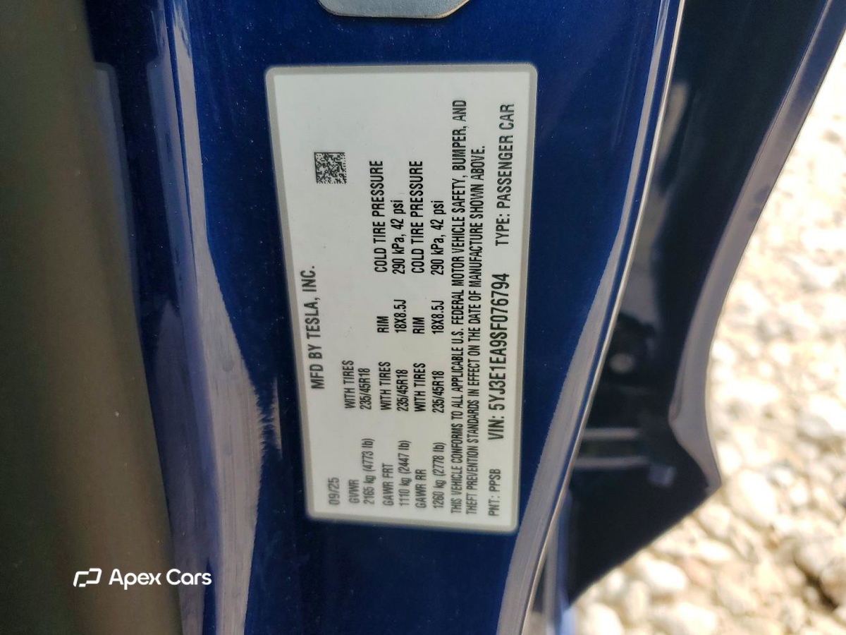 Tesla Model 3 2025
