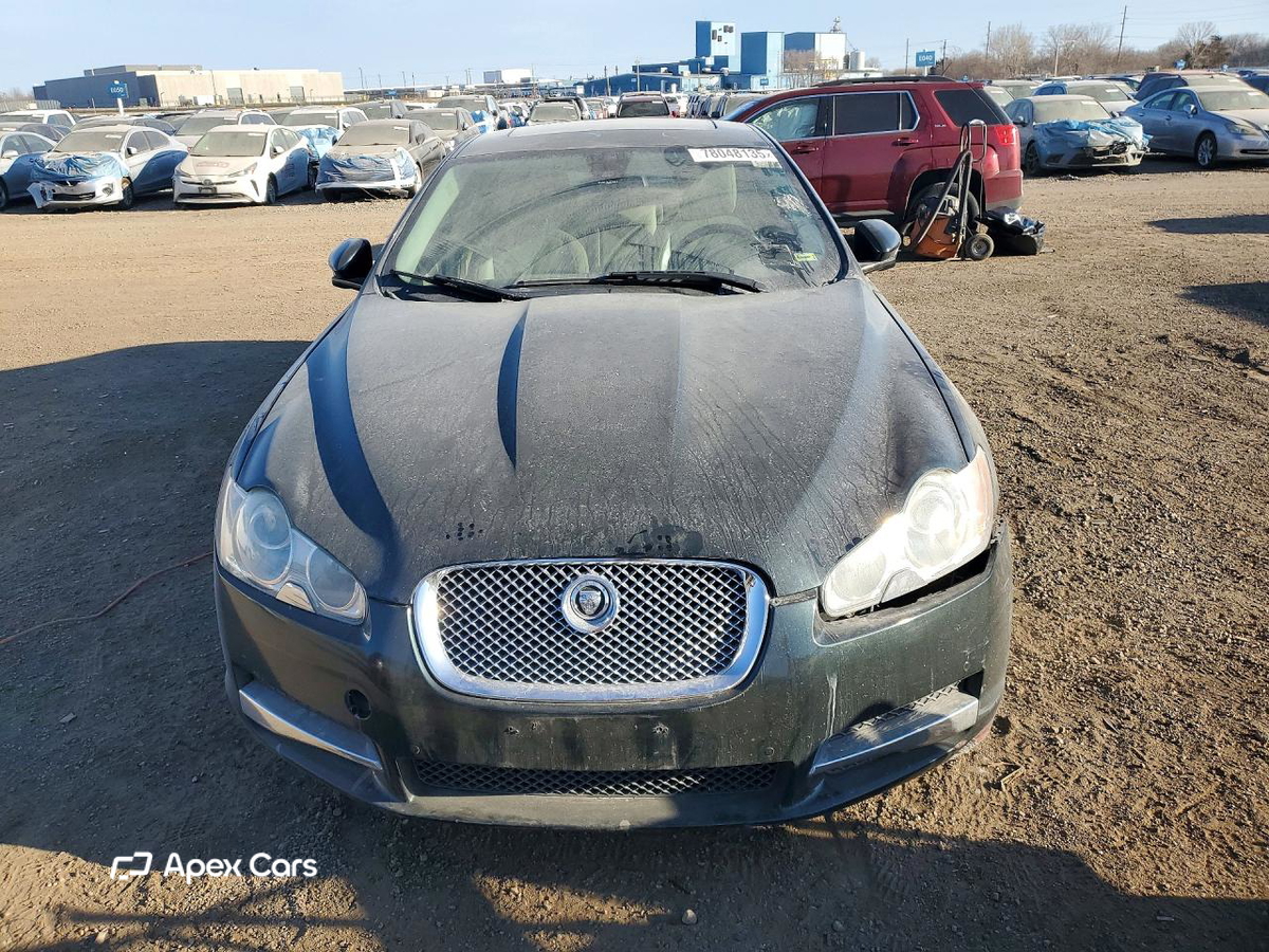 Jaguar XF 2011