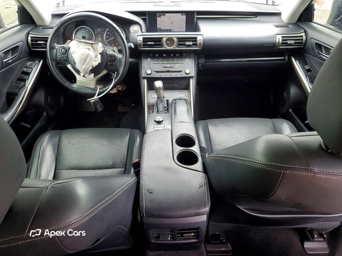 Lexus IS 2015
