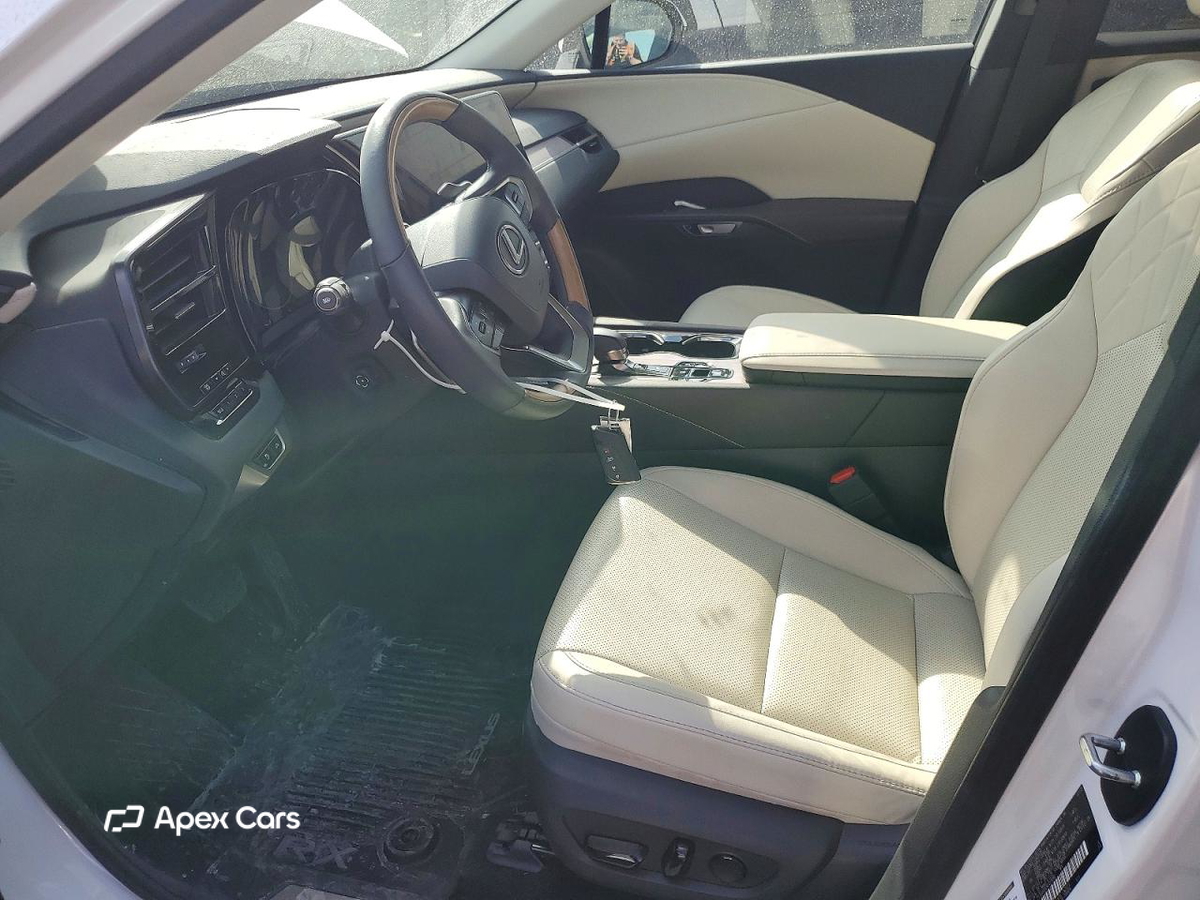 Lexus RX 2024